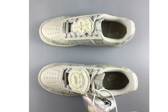 Scott NIKE  FORCE White Travis AIR Grey  CN2405-902 x 1 0828